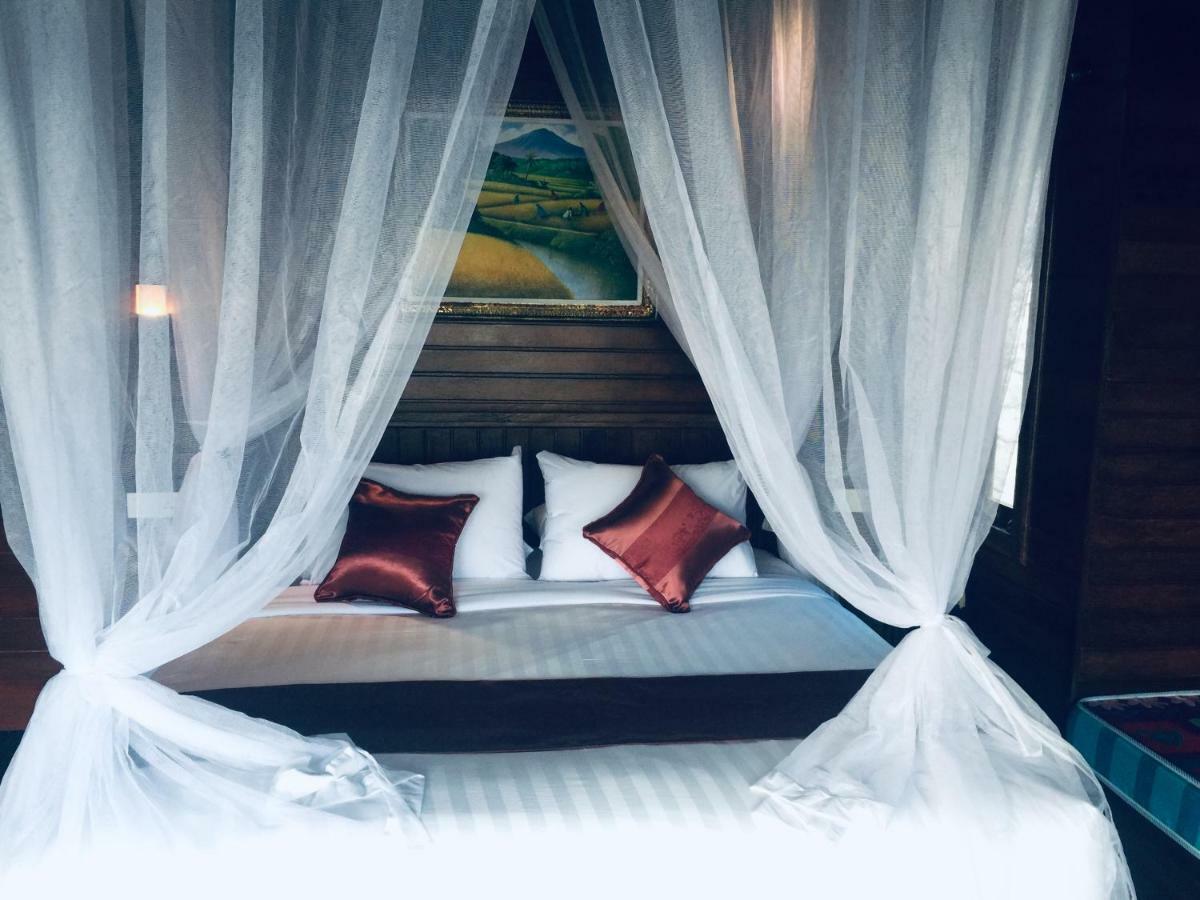 Готель Sunday Huts Lembongan Екстер'єр фото