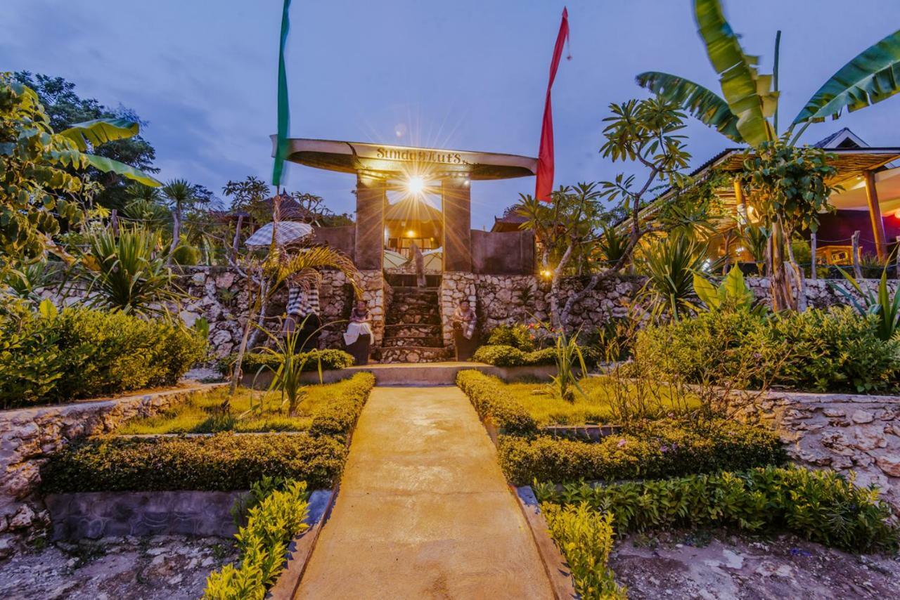 Готель Sunday Huts Lembongan Екстер'єр фото