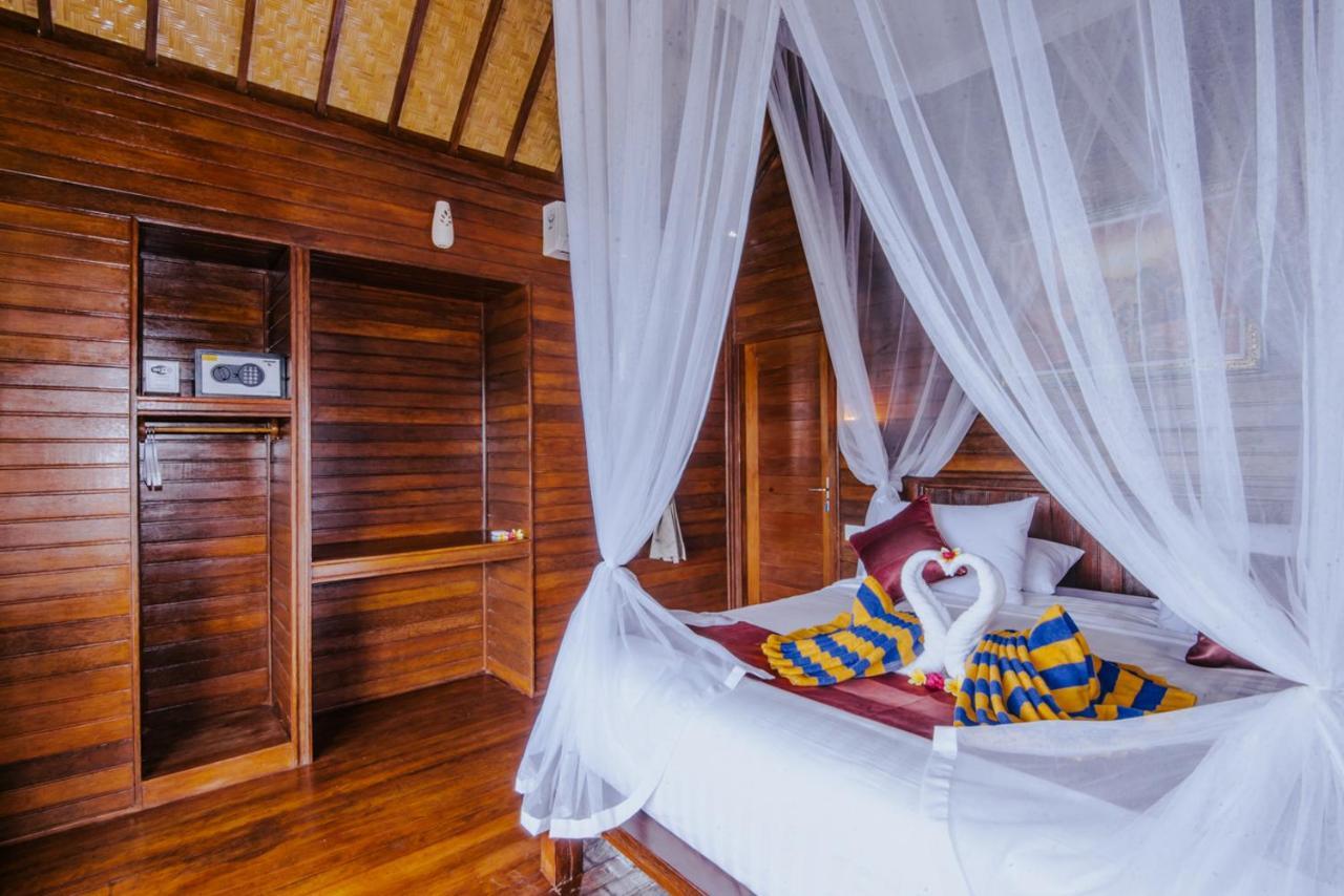 Готель Sunday Huts Lembongan Екстер'єр фото