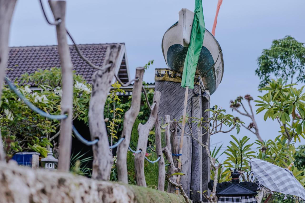 Готель Sunday Huts Lembongan Екстер'єр фото