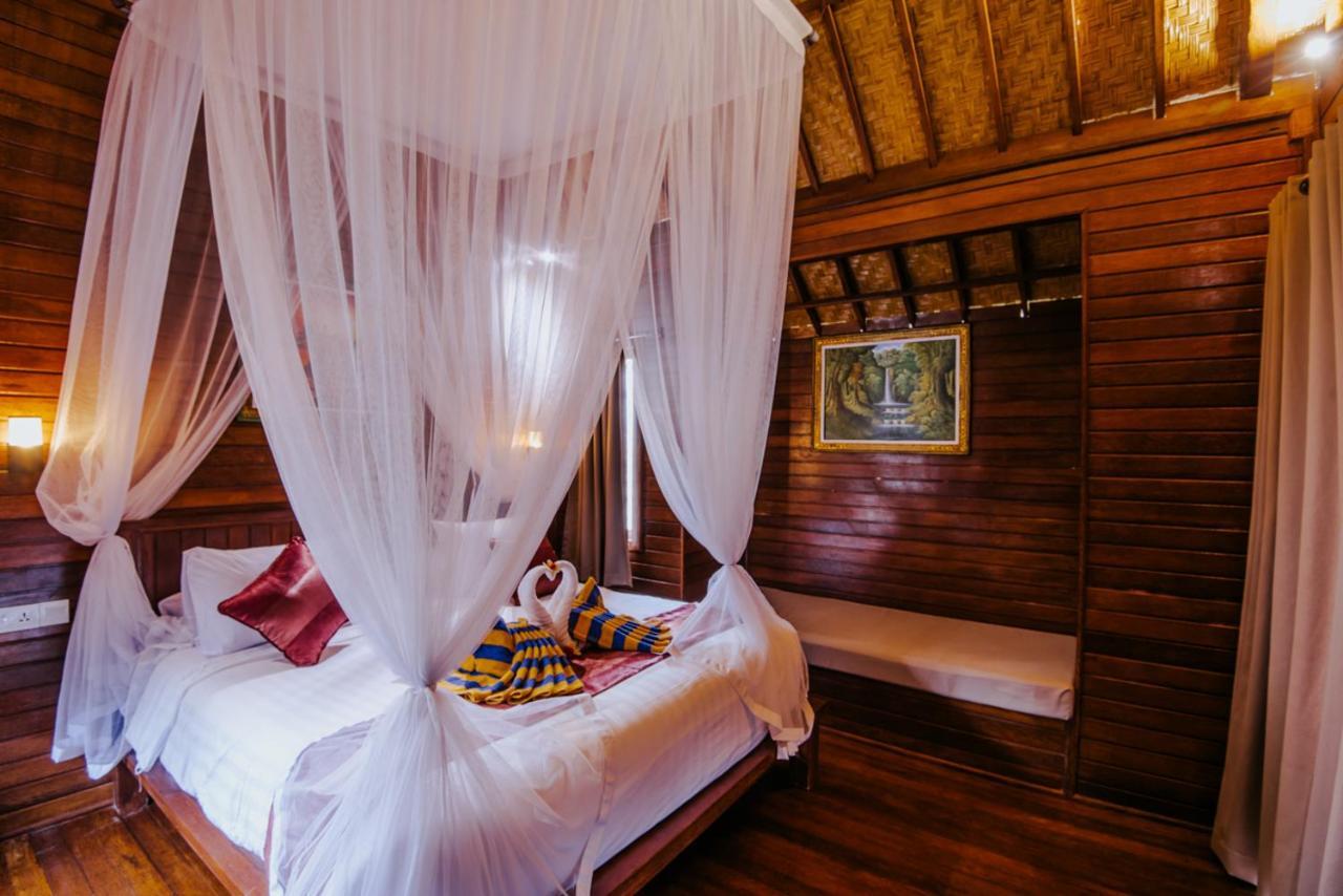 Готель Sunday Huts Lembongan Екстер'єр фото